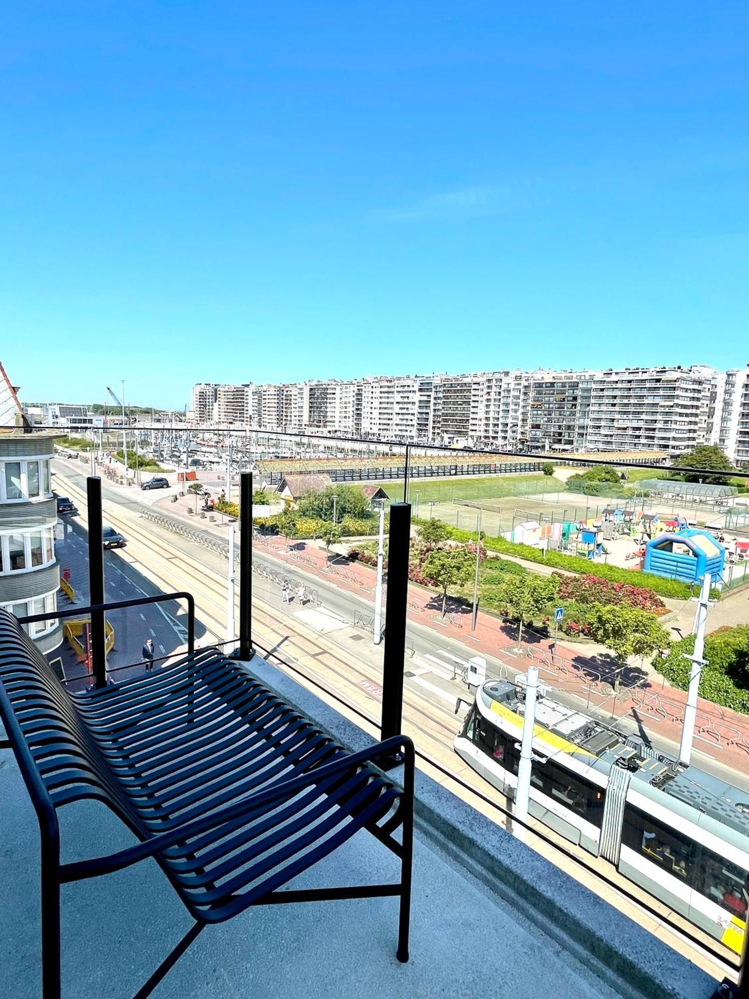 Molo Roof - Stylish Penthouse With Marina View Blankenberge Within Walking Distance From The Sea - 15 Km From Bruges Daire Dış mekan fotoğraf